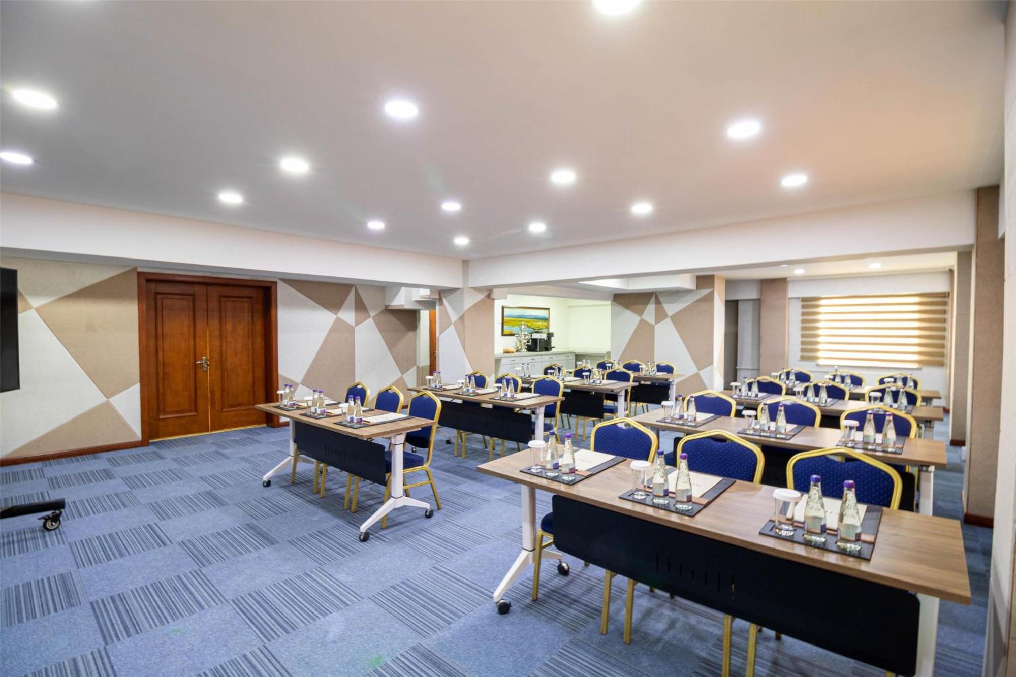 Kempinski Hotel Khan Palace Oulan-Bator Extérieur photo